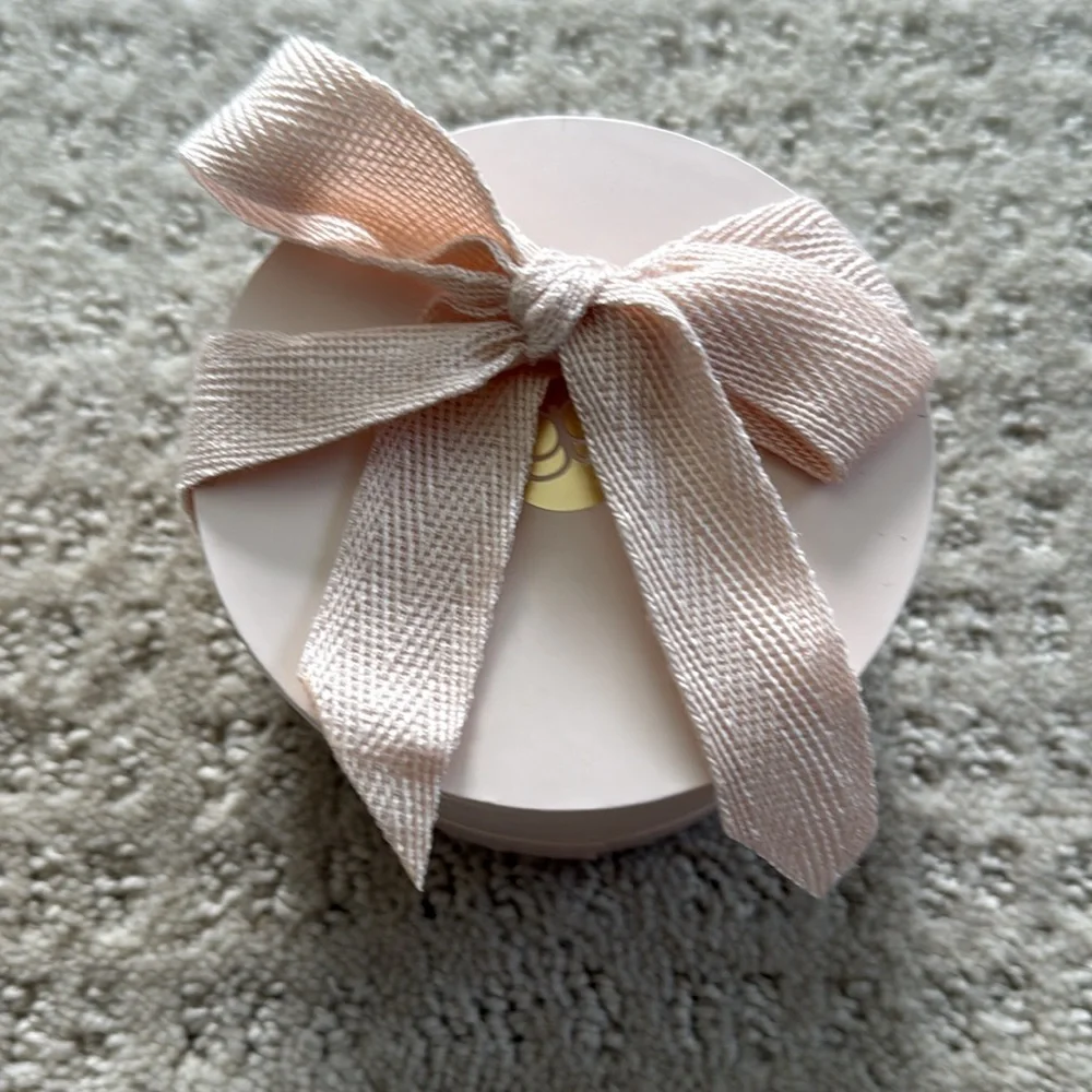 Gorjana star crescent moon earrings with gift box, jewelry pouch bag, gift bag - Picture 5 of 7